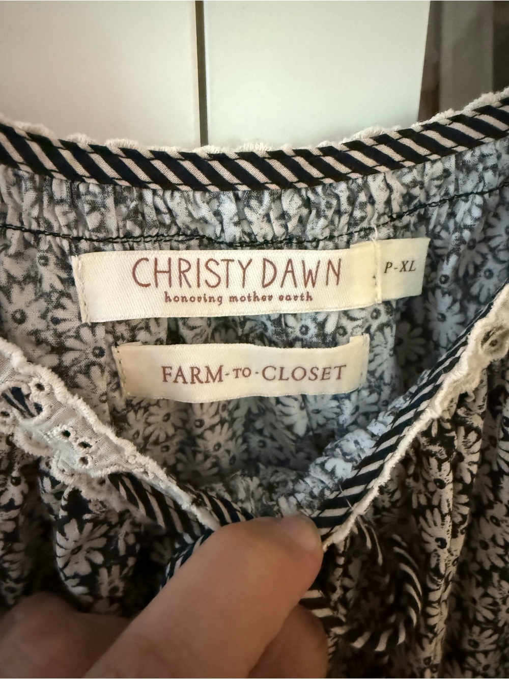 Christy Dawn Kelly Dress - Picture 4 of 6
